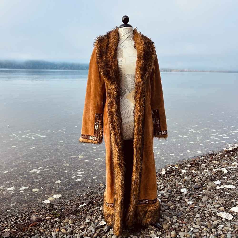 Vintage Suede Leather Overcoat - Picture 2 of 15